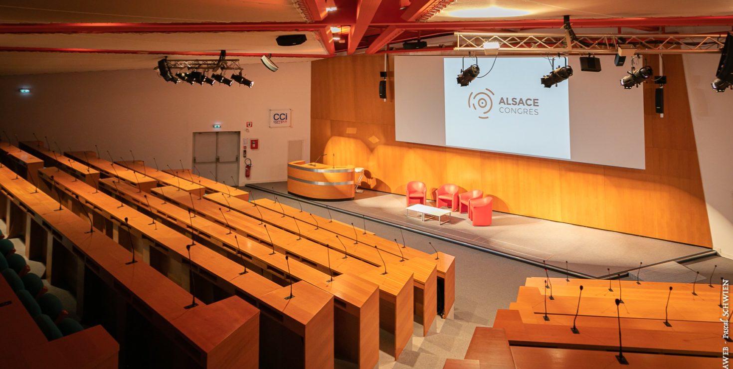 Auditorium Simone VEIL / CCI Campus Strasbourg © Pascal SCHWIEN pour Panoramaweb
